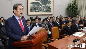 노영민 “日, 명백한 경제보복…기술패권에 휘둘리지 않을 것”