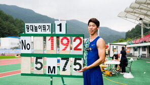 진민섭, 42일만에 장대높이뛰기 한국新…5m75