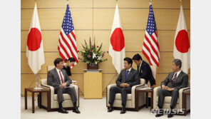 日언론 “에스퍼 美국방, 아베에 지소미아 유지 요청한 듯”
