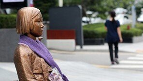 “日, 사죄않고 오히려 경제보복”…화이트국가 배제후 첫 수요집회