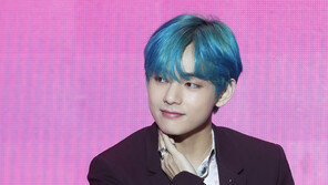 방탄소년단 뷔, ‘윈터베어’ 깜짝 공개…첫 영어자작곡