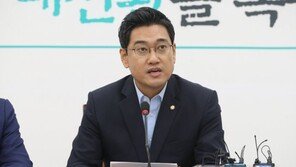 오신환 “평화당 탈당파와 통합 고려 안해…孫, 구태로 비쳐져”