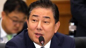 ‘패스트트랙 충돌’ 김병기 의원 경찰 출석 “한국당도 출석하시길”