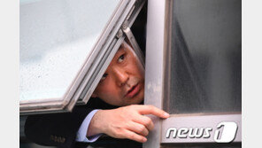 한국당 의원 경찰 출석 재차 불응 “당의 뜻 따를 것”
