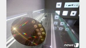 [단독]日 소재업체들, 삼성-SK에 “우리 제품 사달라”