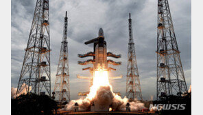 인도 무인달탐사선 달 궤도 진입 성공…9월7일 착륙시도