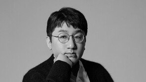 ‘BTS 제작자’ 방시혁 “올 상반기 매출만 2001억…이미 전년 실적 달성”
