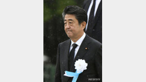 아베, 24일 전후 최장수 일본 총리 자리 오른다