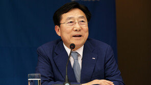김기문 중소기업중앙회장, 협동조합법 위반 혐의로 불구속기소