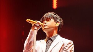 이승환, 데뷔 30주년 콘서트 ‘무적전설’…정규 12집도