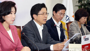 황교안 “文대통령, 입시제도 개선 주문은 조국 물타기…무책임해”