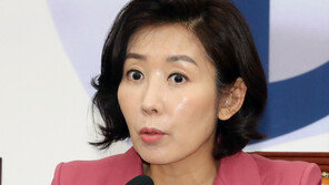 나경원 “조국 母·아내·딸 증인 양보…법대로 청문회 열자”
