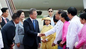 文대통령, 이번주 조국 임명…3일 미얀마서 6명 재송부 요청