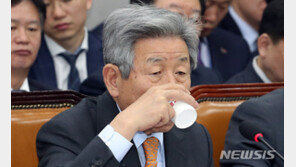 국회 사무총장 “조국 기자간담회, 인사청문회 대신할 수 없어”