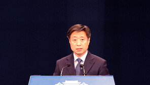 靑 “조국 청문회는 국회의 몫…물리적으로 가능”