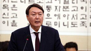 윤석열 앞으로 이어진 ‘엿 소포’…대검 ‘반송 처리’