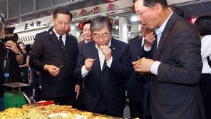 윤석헌 금감원장 “조국 사모펀드, 검찰서 혐의 나오면 검사 결정”