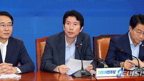 與 “유시민, 우리당 당적 없다”…‘동양대 총장 통화 논란’에 선긋기