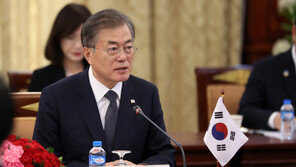文대통령 “라오스, 성장잠재력 큰 나라…공동 번영 이루자”