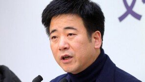 “유시민, 한국당 촛불집회 배후 발언 명예훼손” 고발