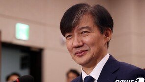 조국, ‘사상전향’ 여부 질문에 “답 드리지 않는 게 맞다”