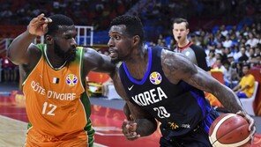 한국, 농구월드컵 26위·일본 31위…라건아, 득점·리바운드 1위