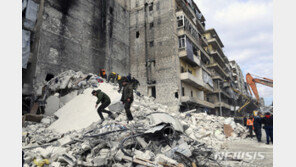 시리아 알레포에서 폭탄트럭 폭발로 최소11명 숨져