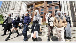 서울광장서 패션쇼 워킹