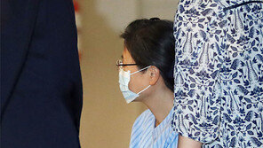 박근혜, 900일만에 구치소밖 생활… 3개월가량 병원 머문다