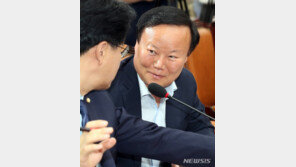 한국당 김재원 ‘수시 폐지, 정시모집 100%’ 법률안 발의