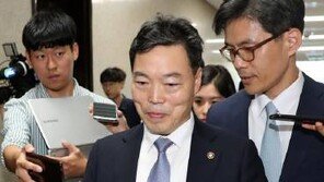 김오수 법무차관, 예고없이 나경원 만나려다…면담 거절