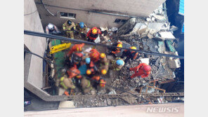 부산 건물붕괴…매몰된 70대 女, 9시간 만에 숨진 채 발견