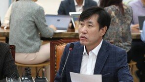 하태경 “정경심 PC반출이 증거보존?…유시민 정신줄 놓았다”