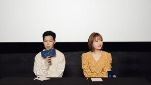 ‘컴백’ 악동뮤지션 이찬혁 “해병대 복무 중 배에서 곡 작업했다”