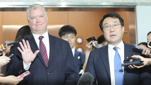 이도훈, 뉴욕서 비건·스틸웰과 면담…북핵 문제 협의