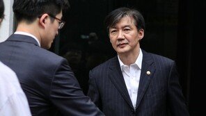 조국 “장관의 압수수색 개입·관여 아냐…인륜의 문제”