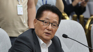 박지원 “조국 통화 부적절하나 탄핵까진 아냐”