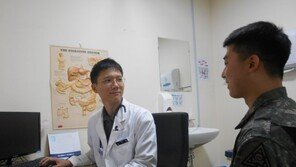 ‘힙합 번역의 신’ 댄스디 “힙합, 평생 동반자지만…제대하면 의사로 살아야죠”