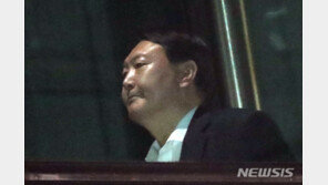 여권서 ‘윤석열 거취’ 공론화…靑, 인사권 행사 가능성은