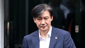 조국 “파견검사 복귀는 장관 결정 사안”…의견 수렴 지시