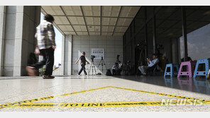 건강 이유 ‘조사중단’ 정경심, 이틀만 재출석…배경은?