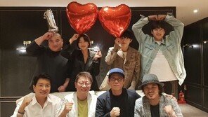 ‘장사리’ 개봉 11일만에 100만 돌파…김명민→곽경택 감독 인증샷