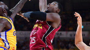 5일 LG-삼성전 ‘골텐딩’ 오심 맞다…KBL “제재 방침”