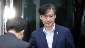 조국, 동생 구속영장 재청구 방침에 침묵…“국감 준비”