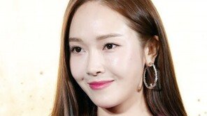 제시카, 미국서 K팝 소설 출간…11개국 출간+영화화 진행 中