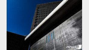 정경심, PC훼손 않아 증거인멸 미수?…법조계 “은닉만으로도 죄”