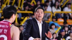 LG 현주엽 감독 “김종규 수비, 초반은 생각대로 됐는데”