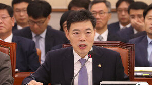 김오수 법무차관 “검찰 수사권·기소권 분리…공수처, 국회 통제 받아야”