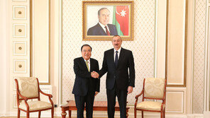 文의장, 아제르바이잔 대통령 만나 “北에 비핵화 설득해달라”