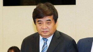 한상혁 방통위원장, ‘겸직 금지’ 변호사법 위반 논란